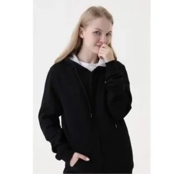 Cadai Heated Hoodie - Black - Worn Once (for photoshoot) - Picture 9 of 9